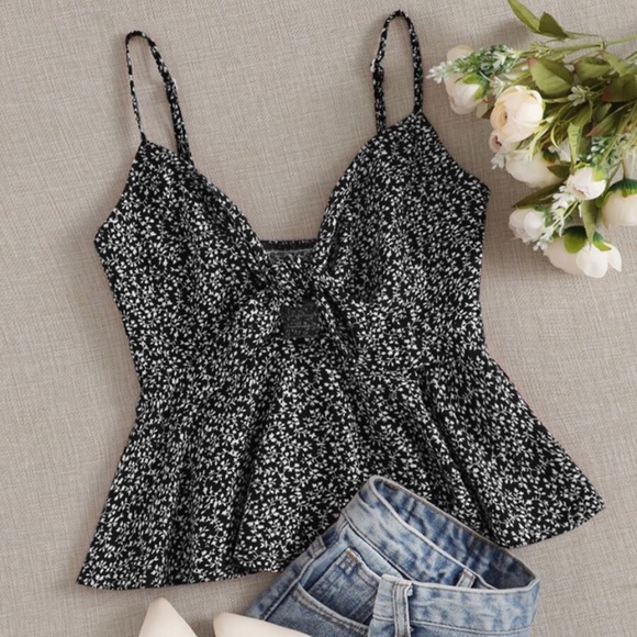 Boho Floral Print Front Tie Cut out Ruffle Hem Cami Top - Picture 4 of 7